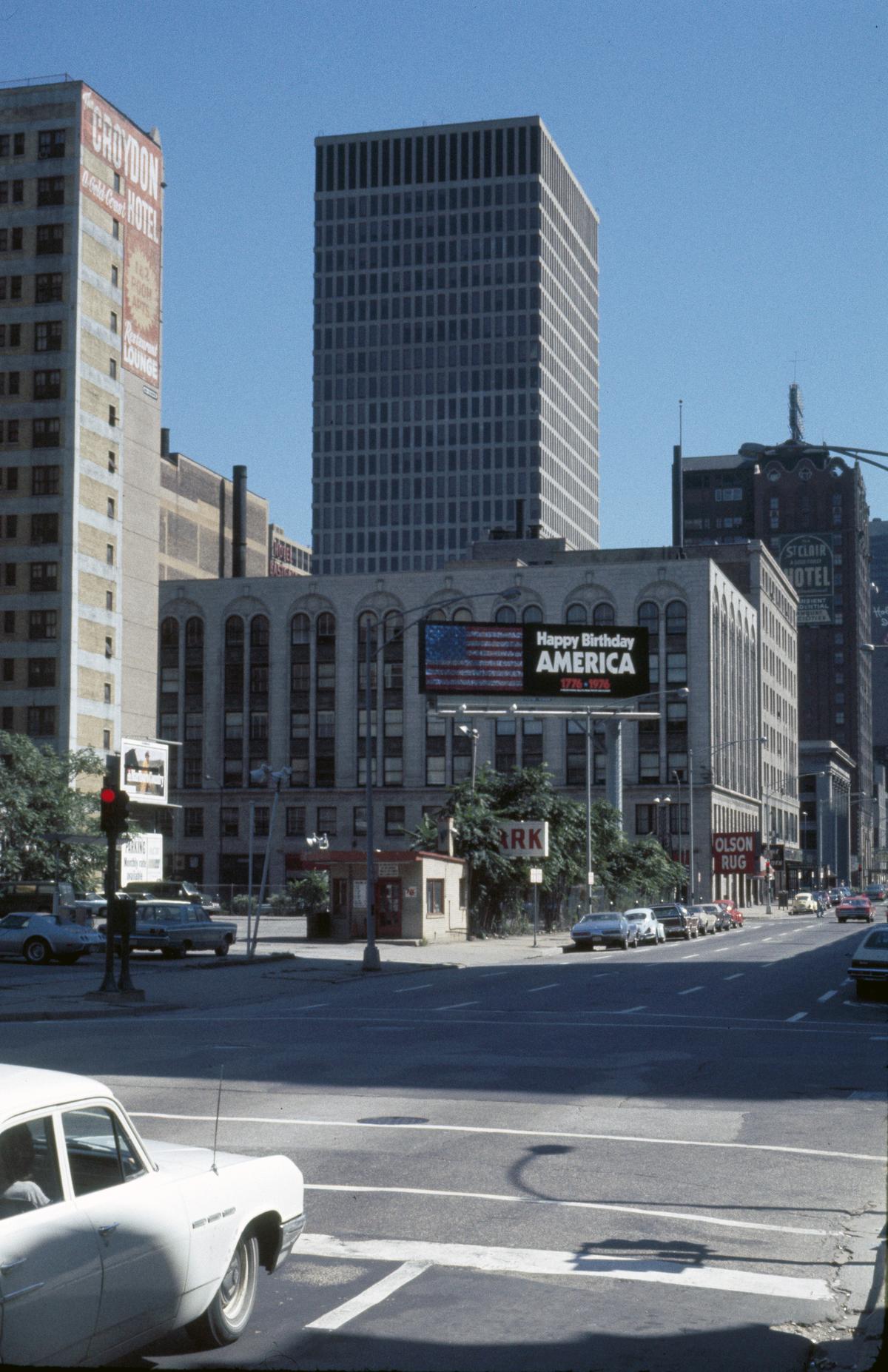ECC East Ohio Street from Wabash Avenue