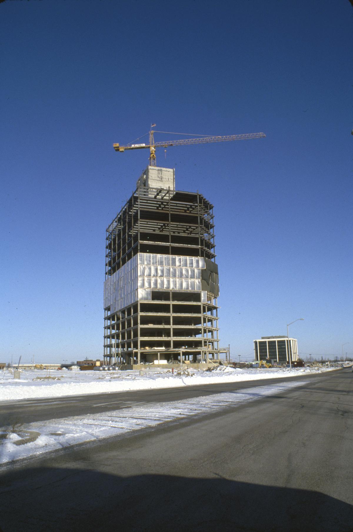 ECC Plaza Towers, Schaumburg